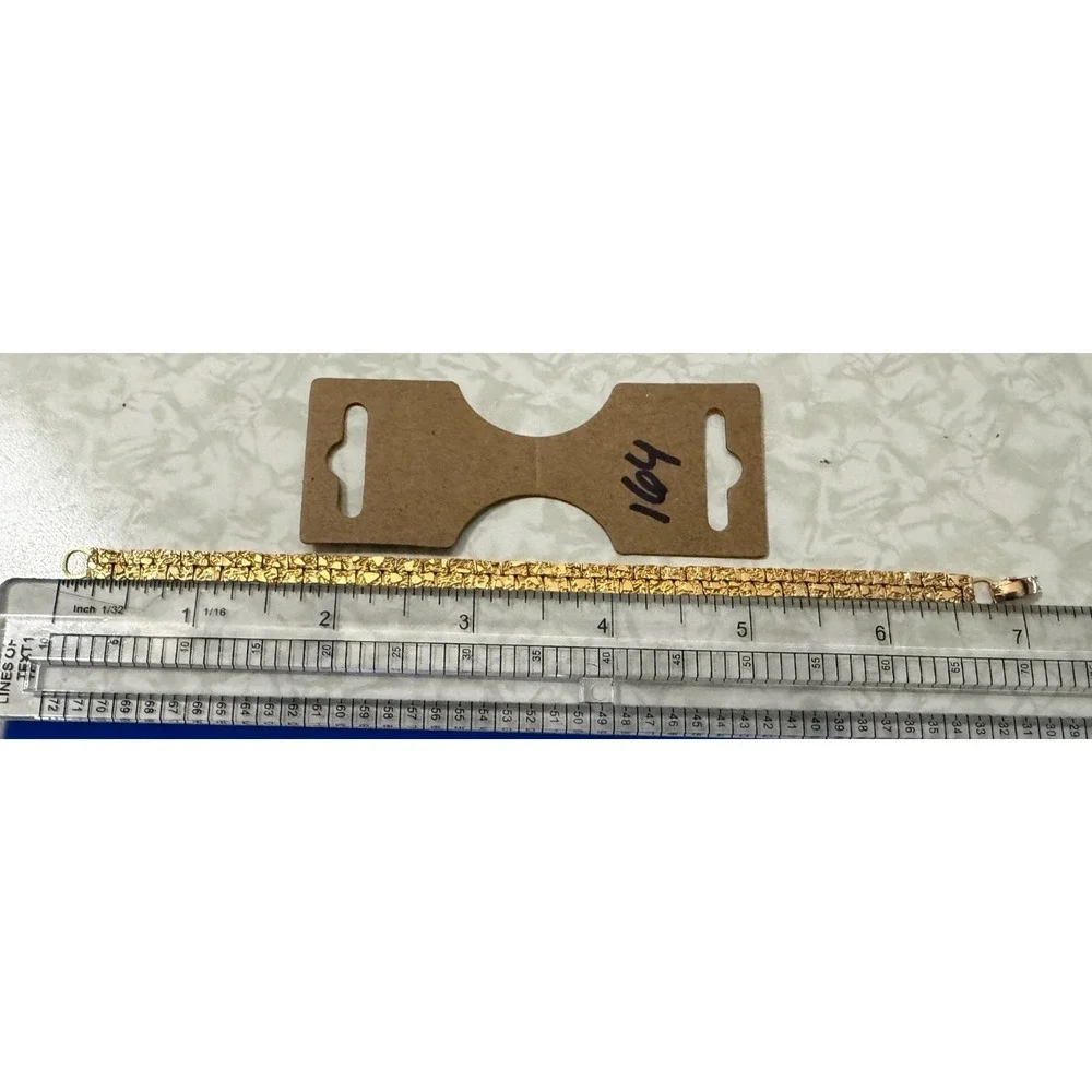 Lor of 10 Vintage Fashion Avon‎ Bracelets various colors & lengths